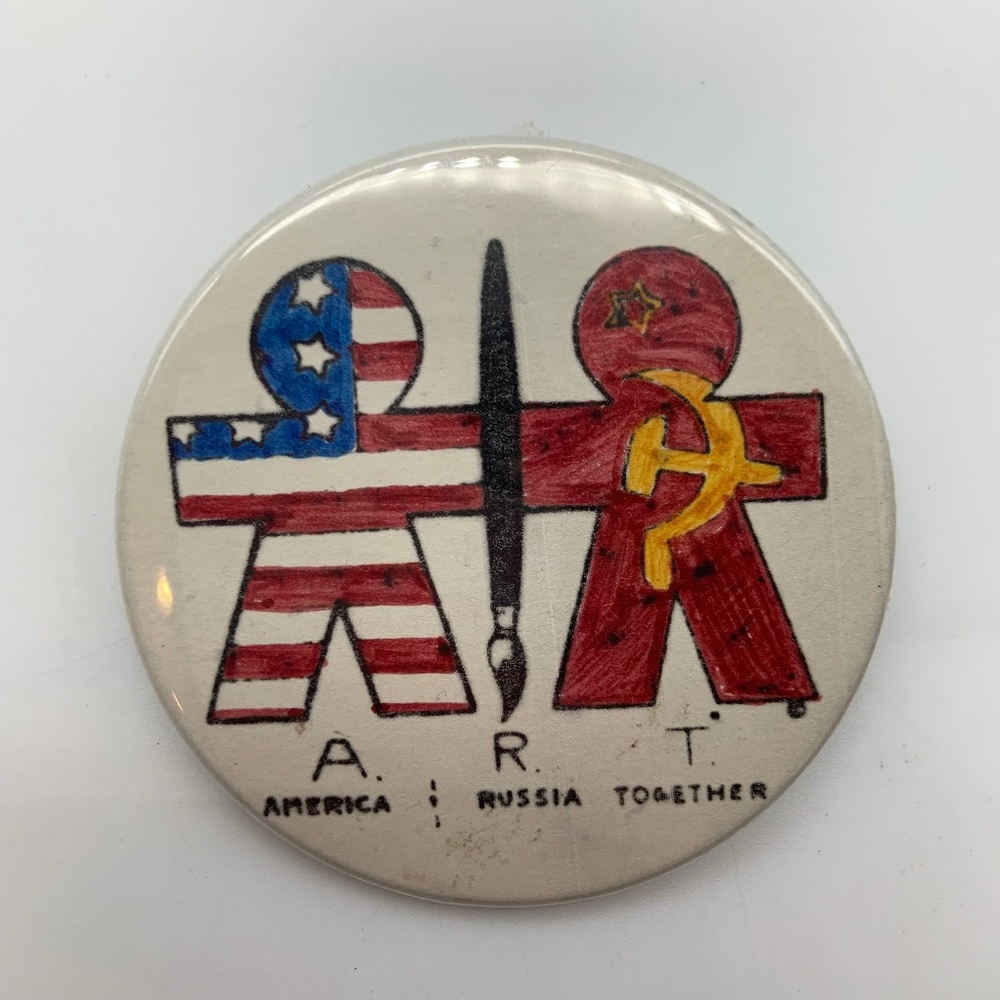 Vintage America Russia Together ART Retro Historical Pinback Button